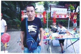 爱情买卖r*8主播照片