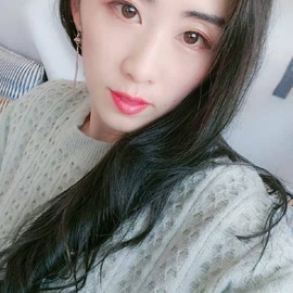 柒柒丫主播照片