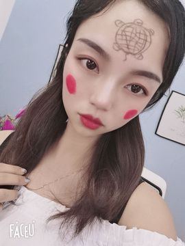 逗比婷儿主播照片