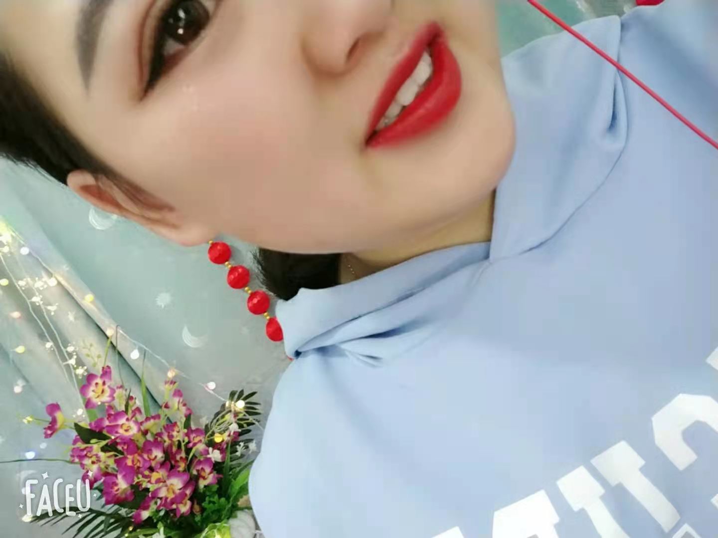 肉肉的瑾沫💃的图片