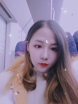 新人~锦初主播照片