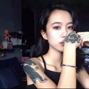 昵称违规，请重新修改