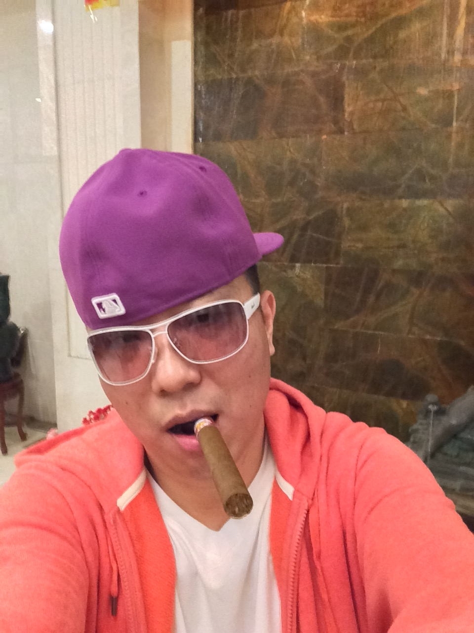 ♬茄酒人生♫主播照片