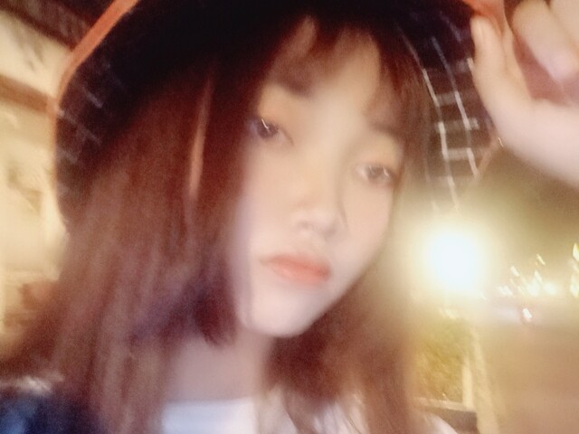 世界孤寂与世界尽头海报