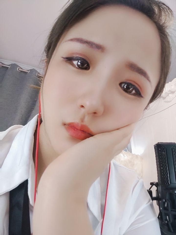 婷儿！五月加油的图片