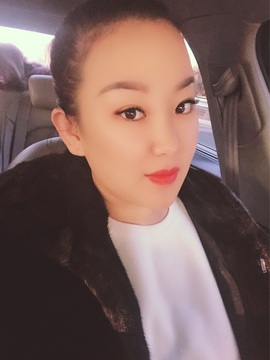仟亿加油主播照片