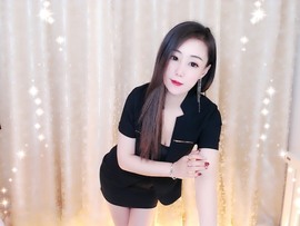澜馨6号周年庆主播照片