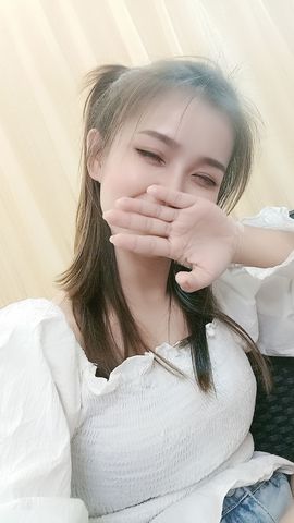 萌萌不圆深夜话聊主播照片
