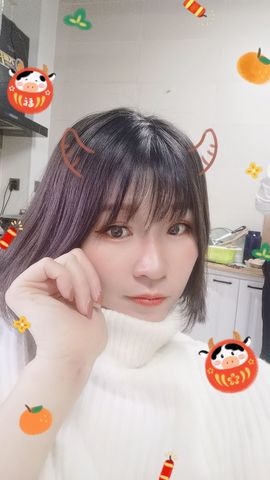 苏甜he主播照片