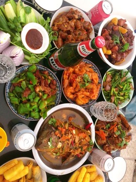 小雅代理ღ好运来主播照片