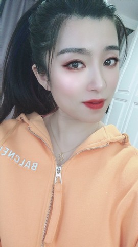 小雅代理ღ好运来主播照片
