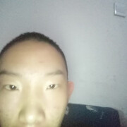 李殿友d