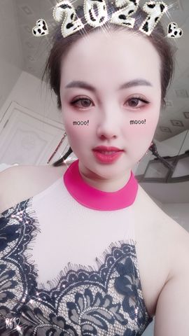 彪子✺小存折主播照片