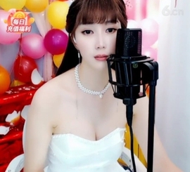 水母好美主播照片