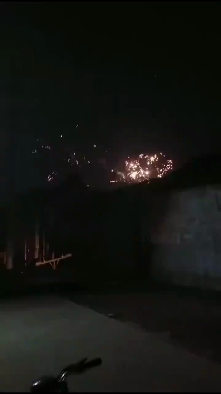 新年新气象，烟花依旧