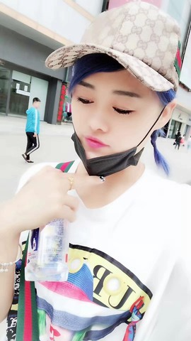 883943主播照片