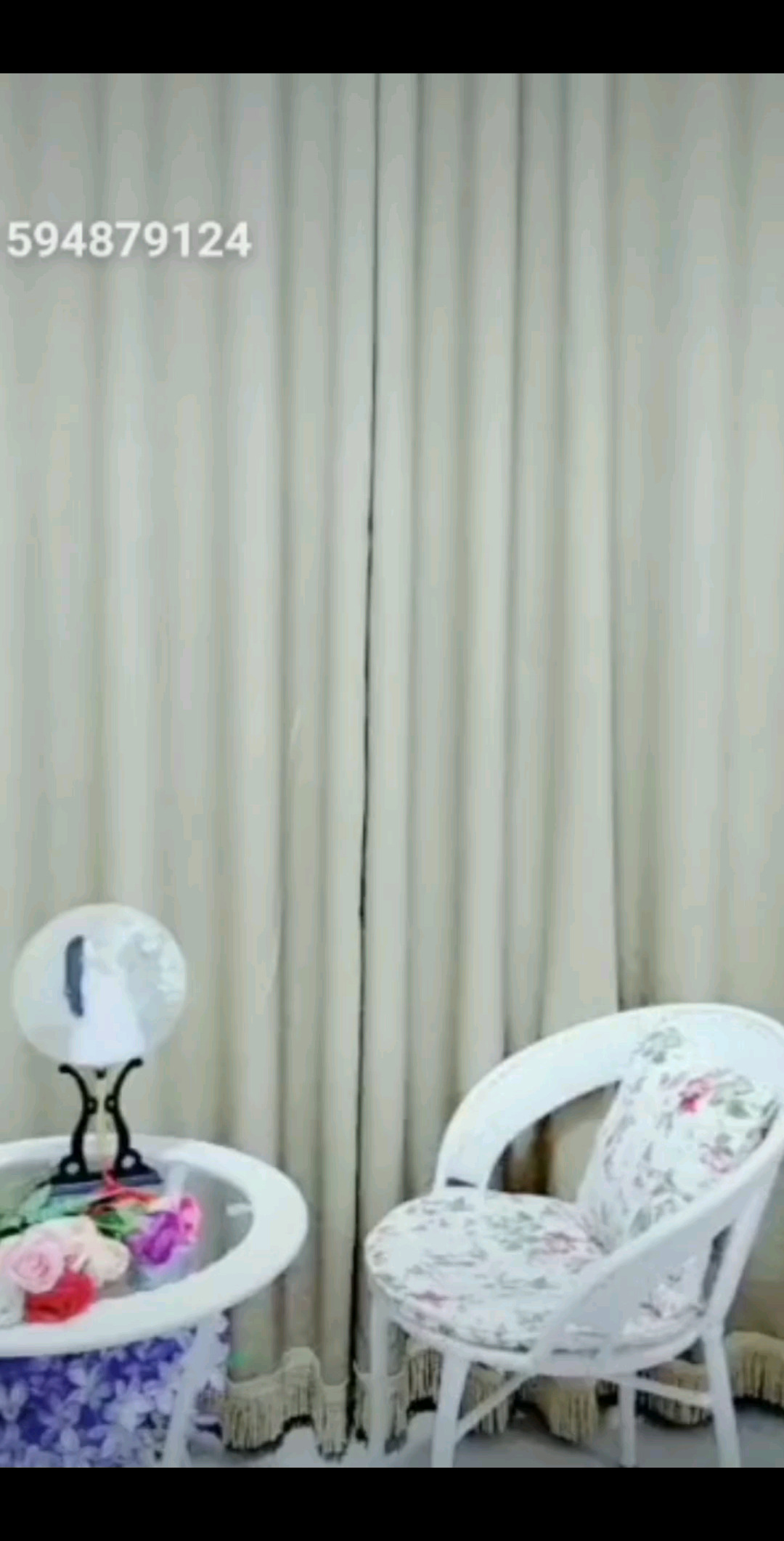 /媚眼