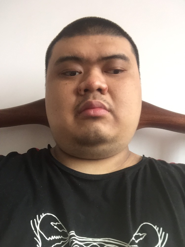 历历74的主播照片