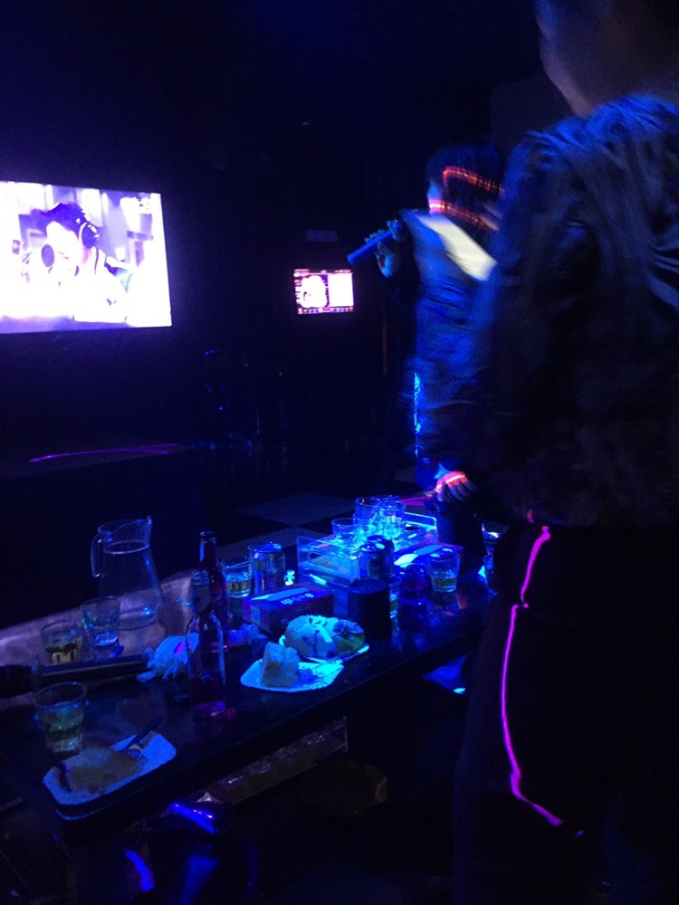 历历74的主播照片