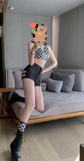 热舞倾城静静没人疼主播照片