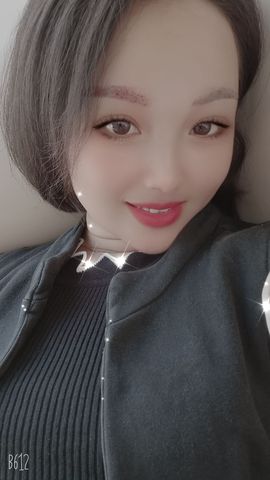 彪子✺小存折主播照片