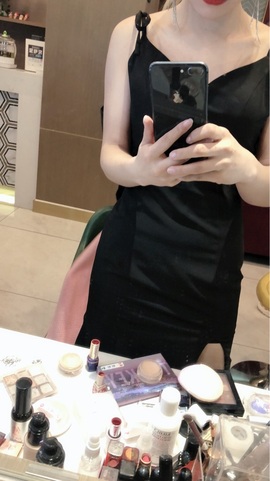 小艾回湖北不定时播主播照片