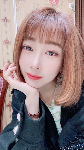 岁月与静好、予君予我主播照片