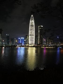 打蔫的老人家的图片