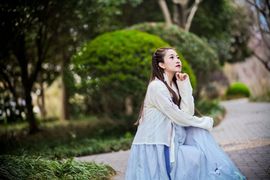 娜宝今晚休息主播照片