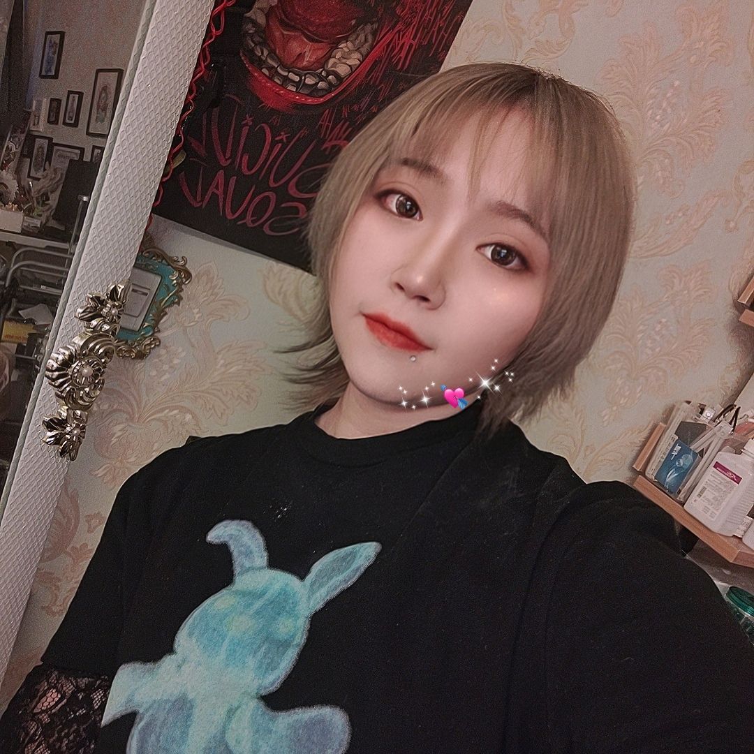 退堂鼓老艺术家：温妮的主播照片