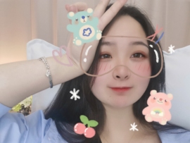 妮妮尔雅主播照片