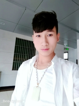 懿錵懿世界主播照片