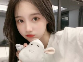 林艇.主播照片