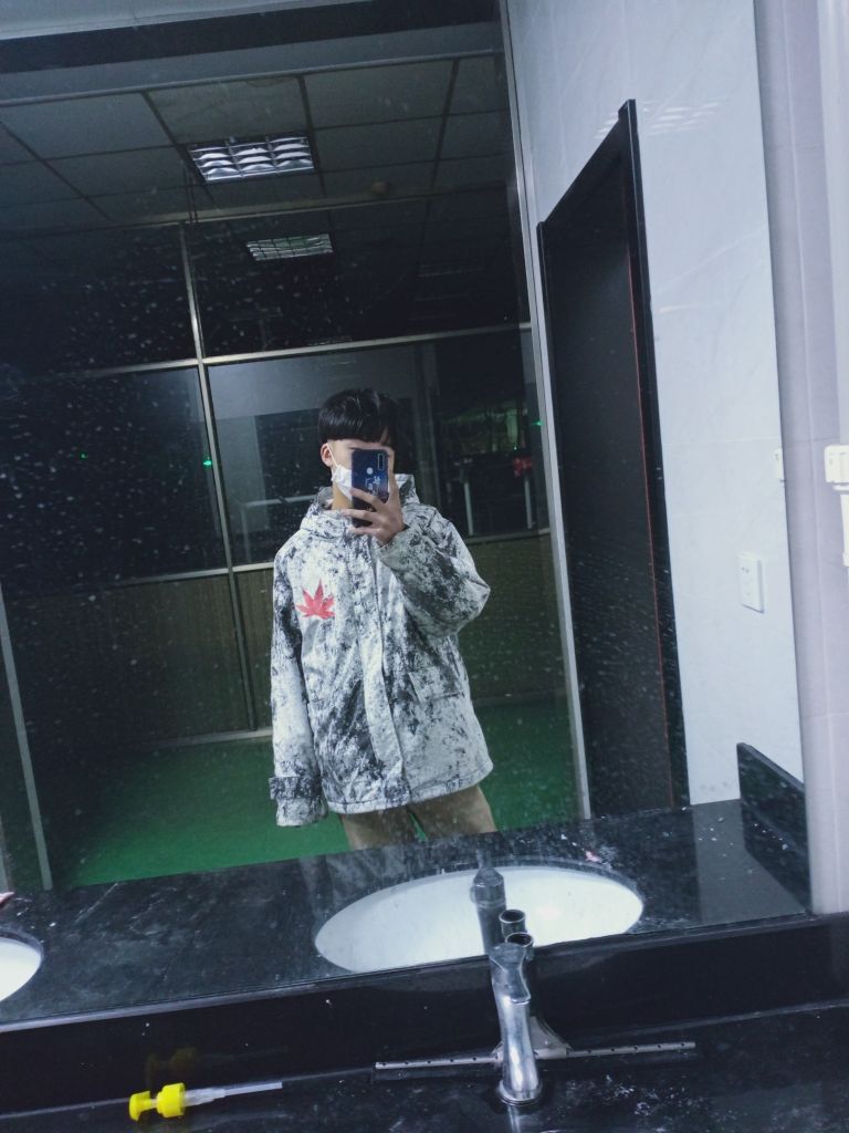 杨万s0主播照片