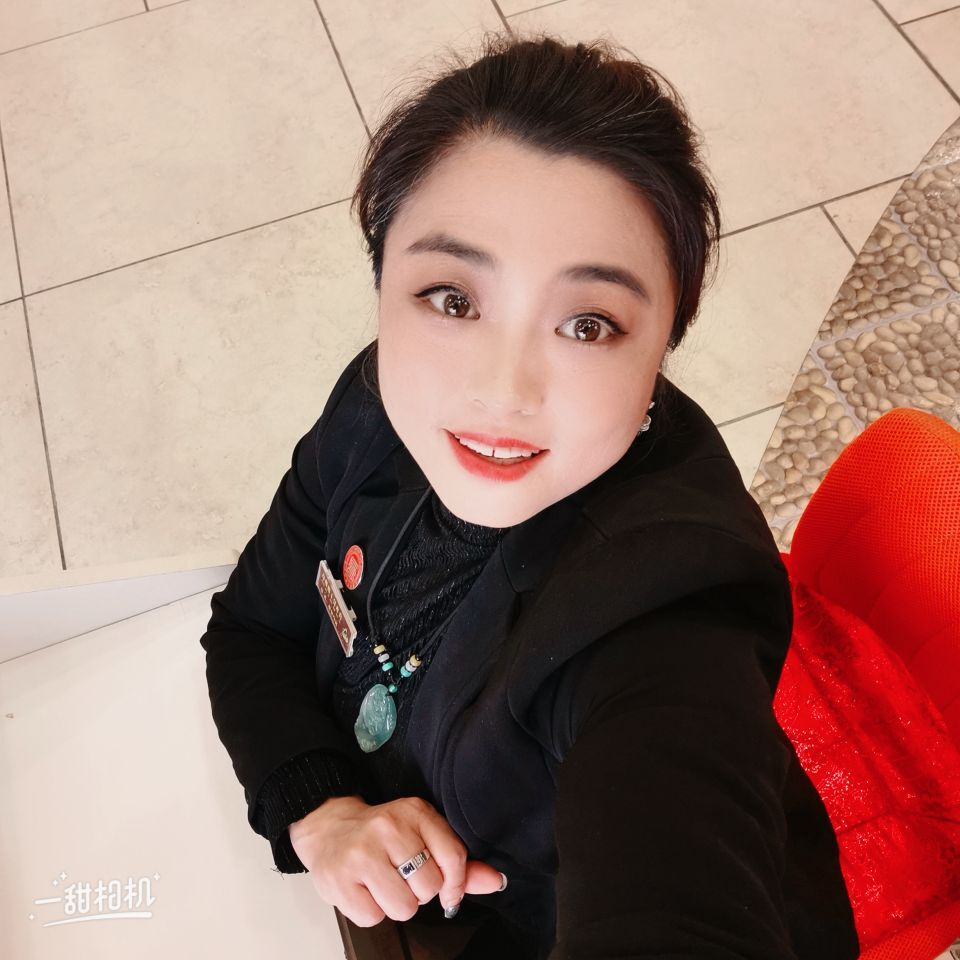 唯蜜儿💋的图片