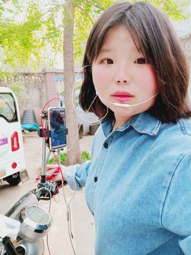婷妹外卖小姐姐的图片
