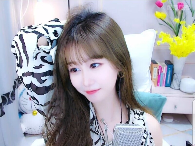 肉肉李🌵的主播海报