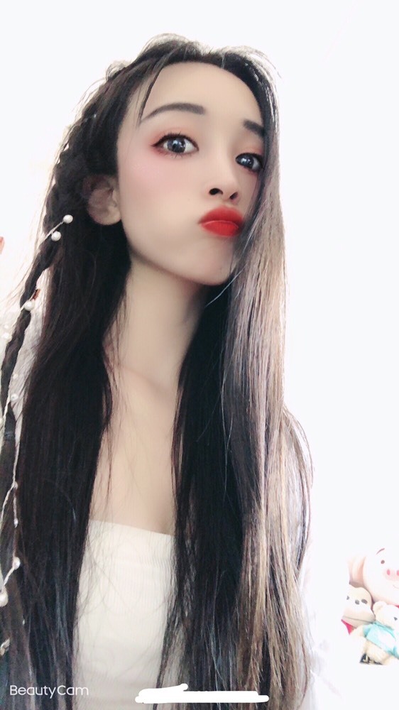 小玲宝🧸不连麦的图片