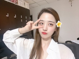 阿璐2号主播照片