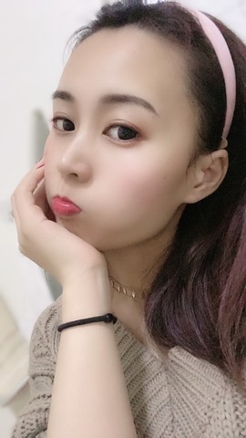 钱小亿主播照片