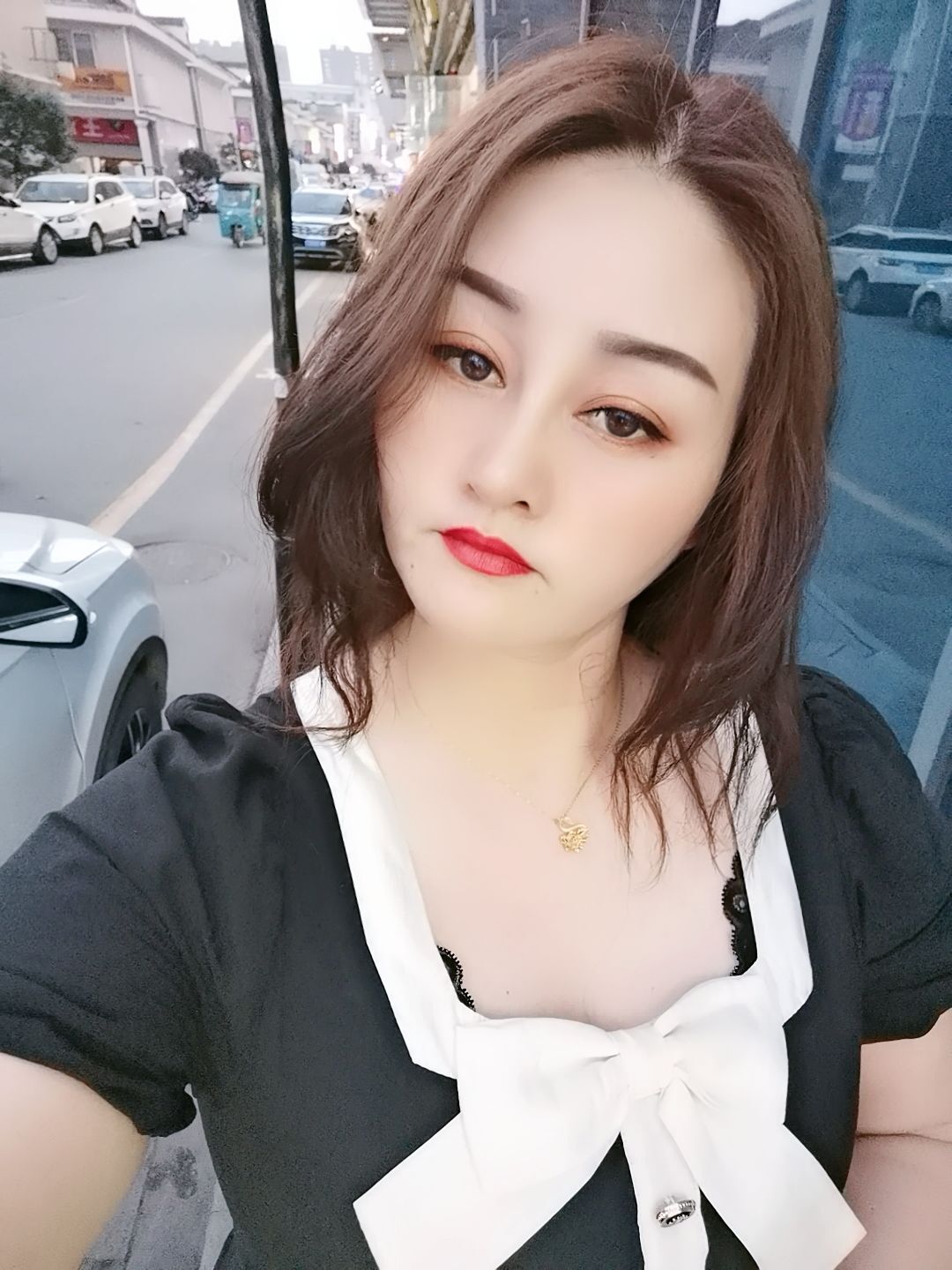 你的欣大妈来咯的图片