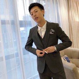 白班长主播照片