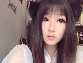 蓝小莓小朋友主播照片