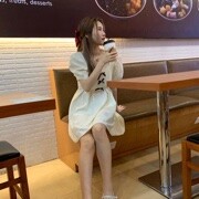 欢宝爱吃肉