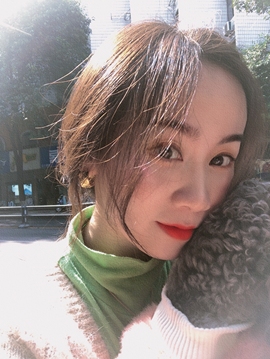 A阳阳小可爱主播照片
