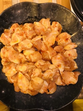 仟亿加油主播照片