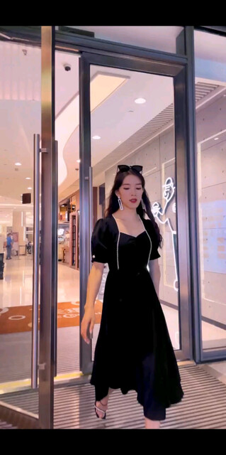 只有一个人走在路上时