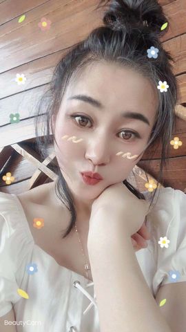 玲小闹生病休息中主播照片