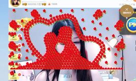 蓝小莓小朋友主播照片