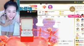 玲小闹生病休息中主播照片